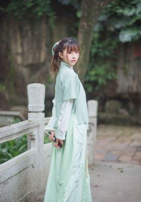 少妇粉嫩小泬白浆流出_4K免费在线观看